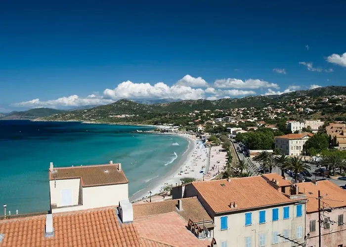 Le Maria Venezia فيلة LʼÎle-Rousse